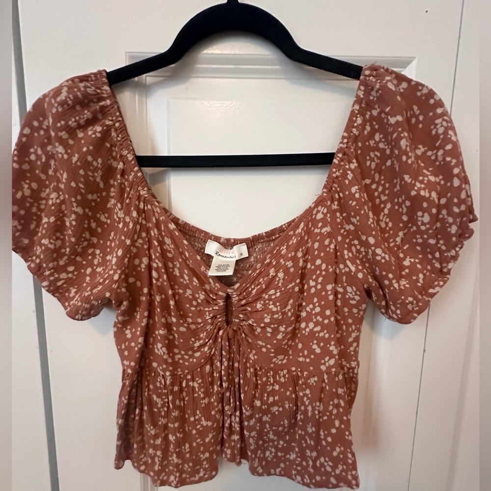 Pink flowy cropped top